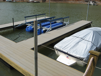 Hydrohoist boat lift